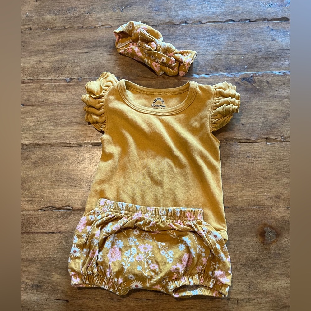 Emerson and Friends 3 piece yellow floral set 3-6m